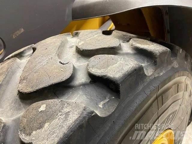 Volvo L70 F Kolové nakladače