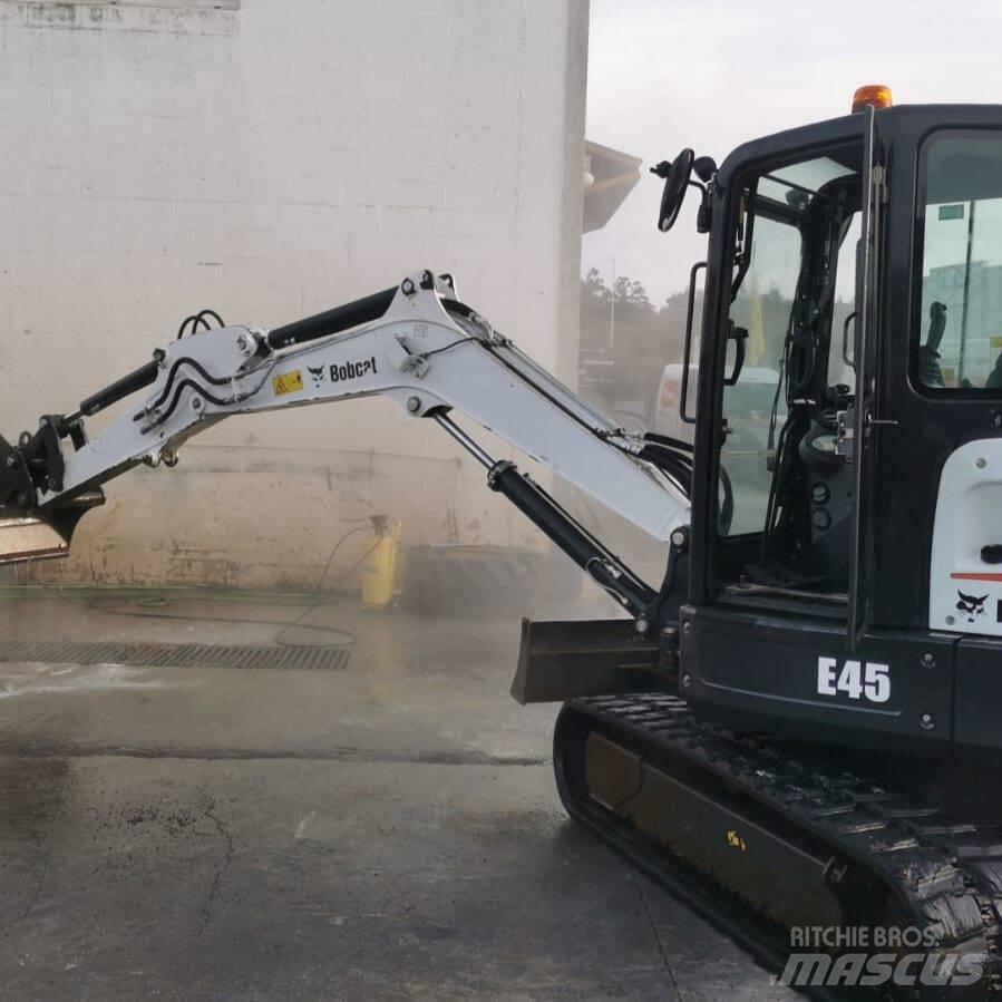 Bobcat E 45 Mini rýpadla < 7t