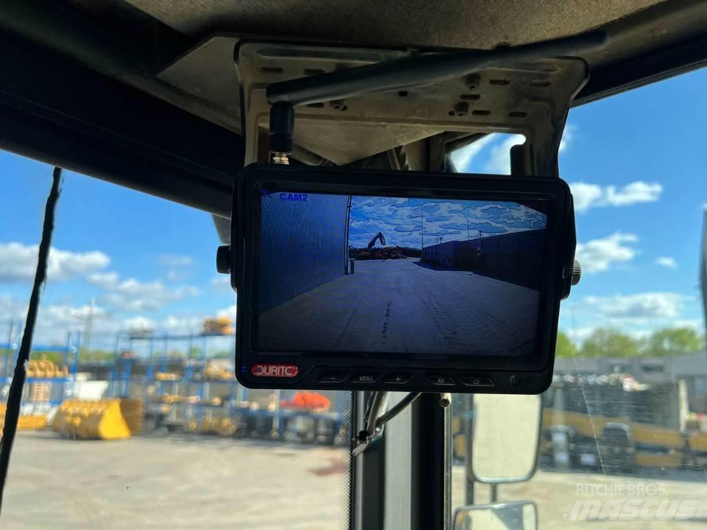 Volvo A30E Kloubové dempry