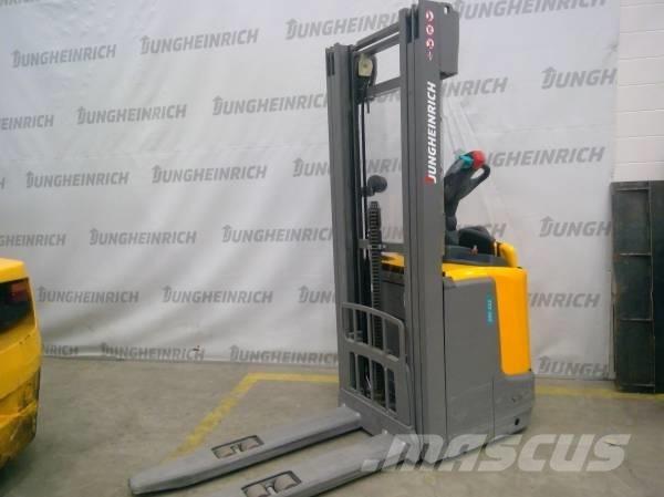 Jungheinrich ERC 212 Samohybné vozíky