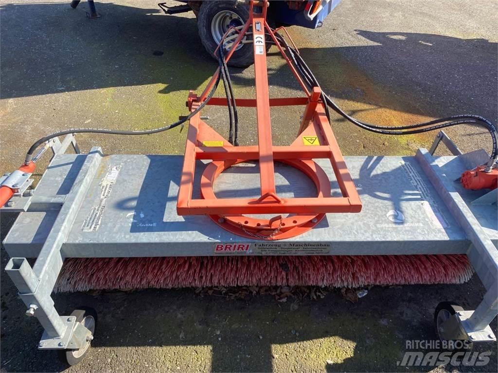 Briri SH 215 Zametací stroje