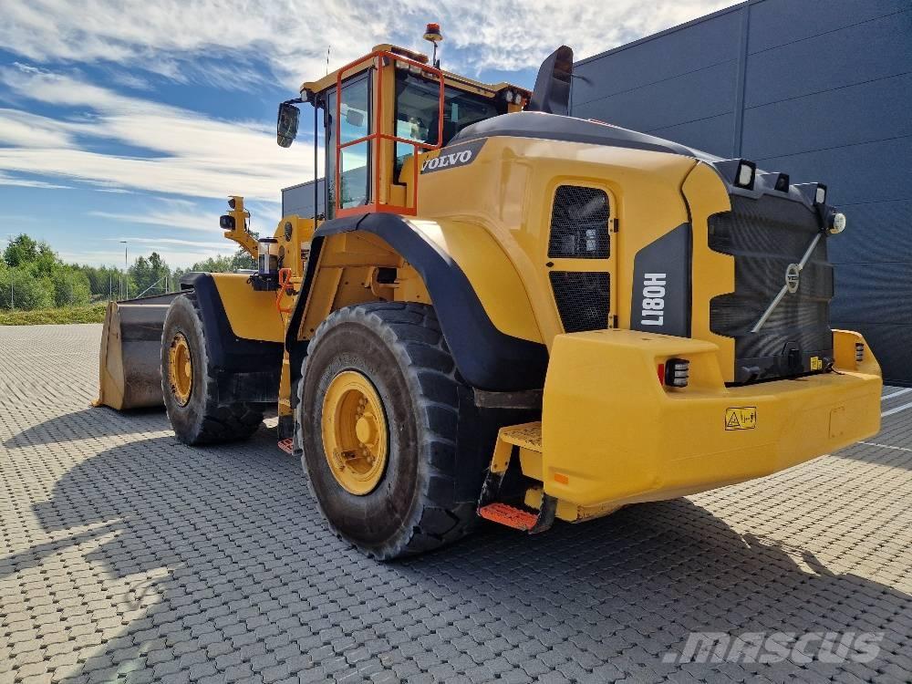 Volvo L180H Kolové nakladače