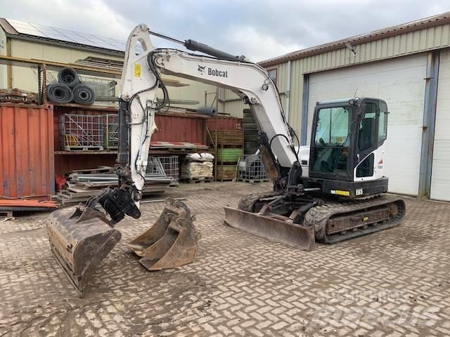 Bobcat E 85 Midi rýpadla 7t - 12t