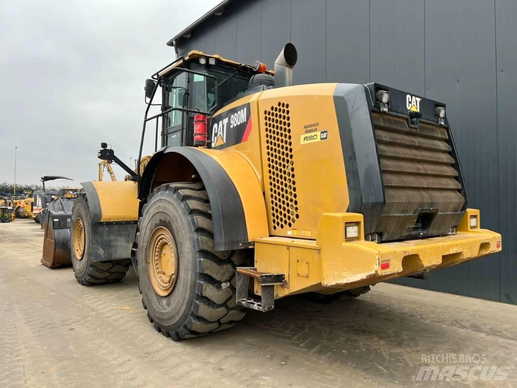 CAT 980M Kolové nakladače