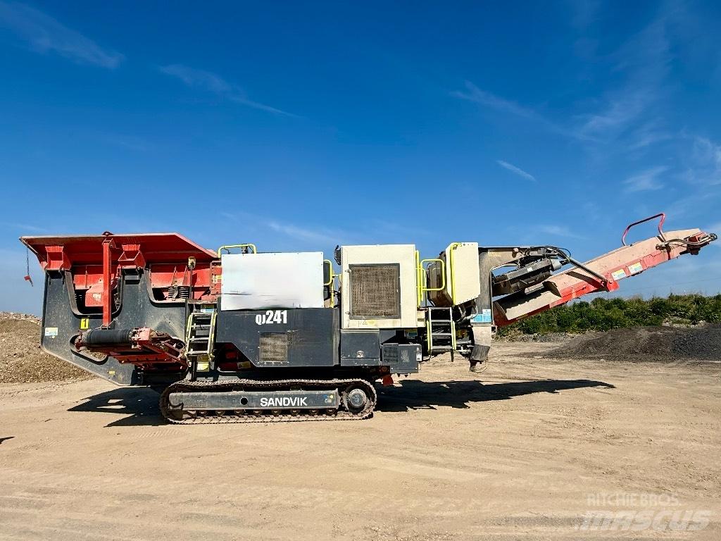 Sandvik QJ 241 Mobilní drtiče