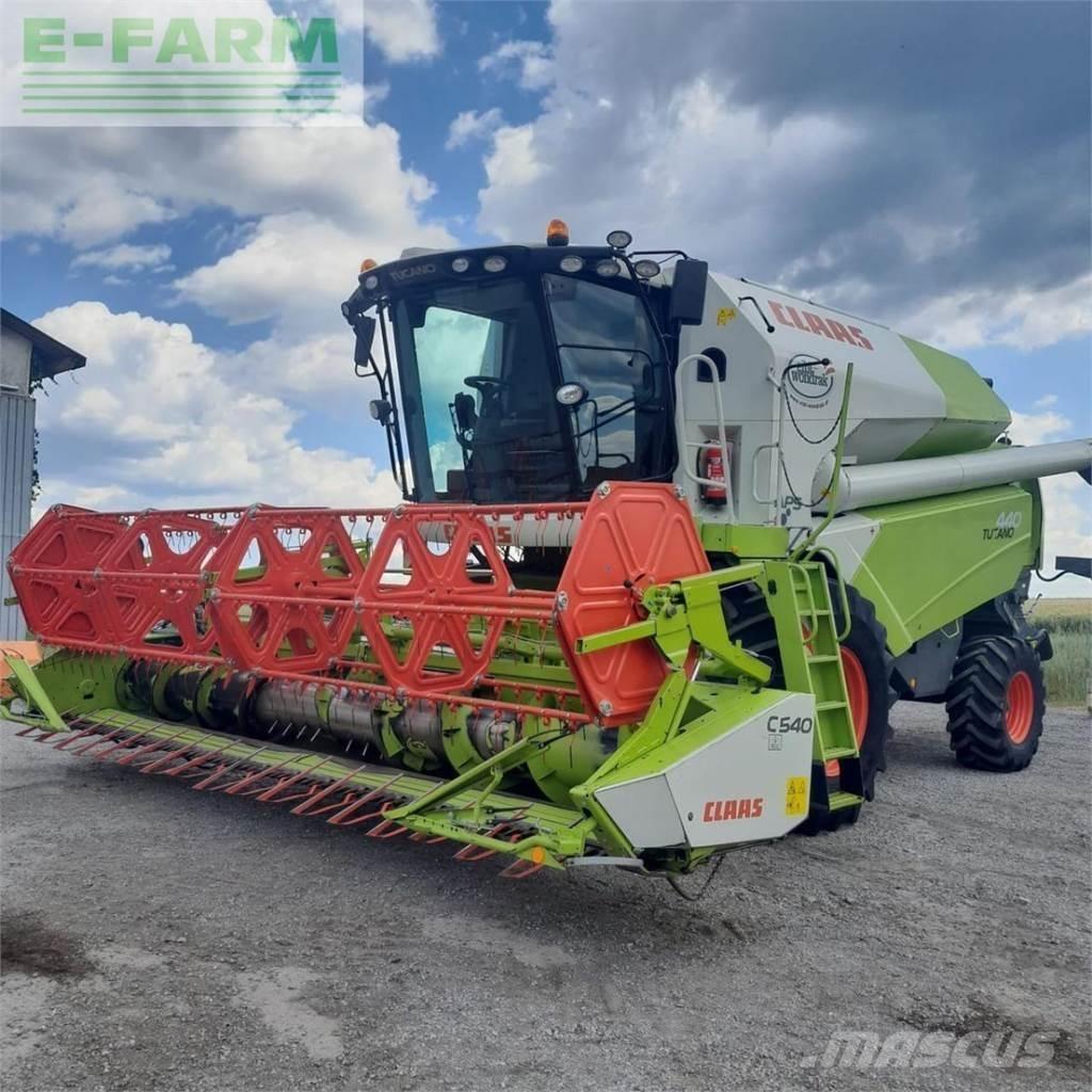 CLAAS tucano 440 Sklízecí mlátičky