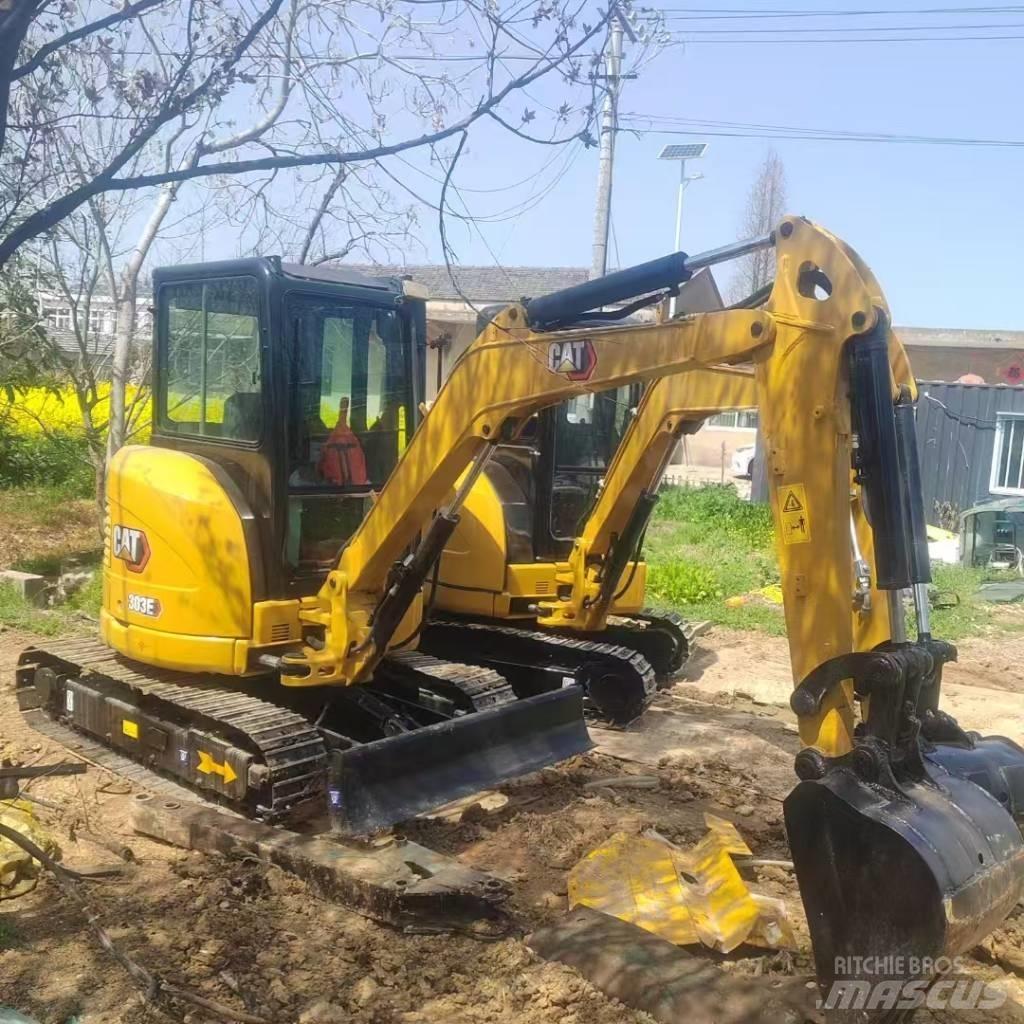 CAT 303 E Pásová rýpadla