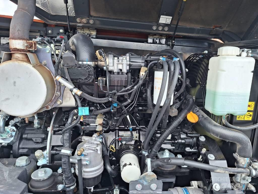 Doosan DX 85 R Pásová rýpadla