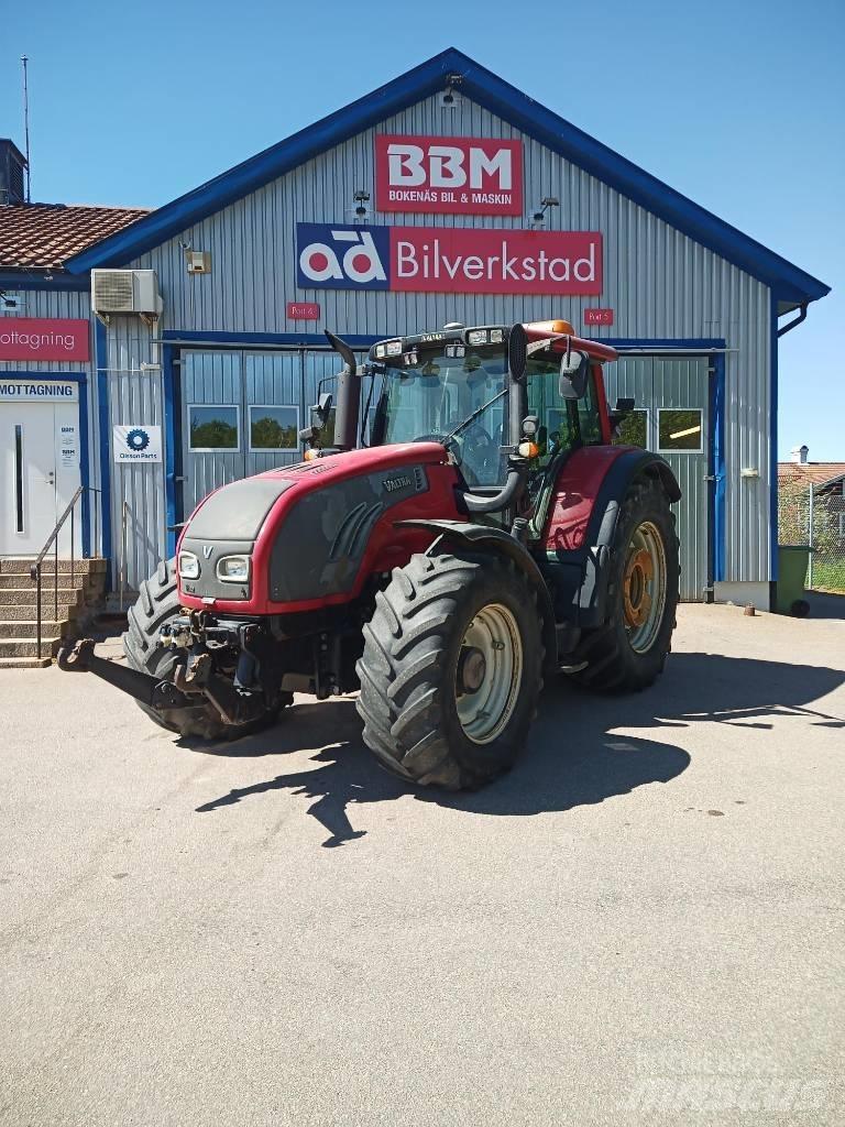 Valtra T 202 D Traktory