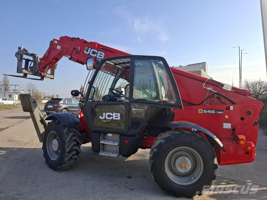 JCB 540-180 Teleskopické kolové nakladače