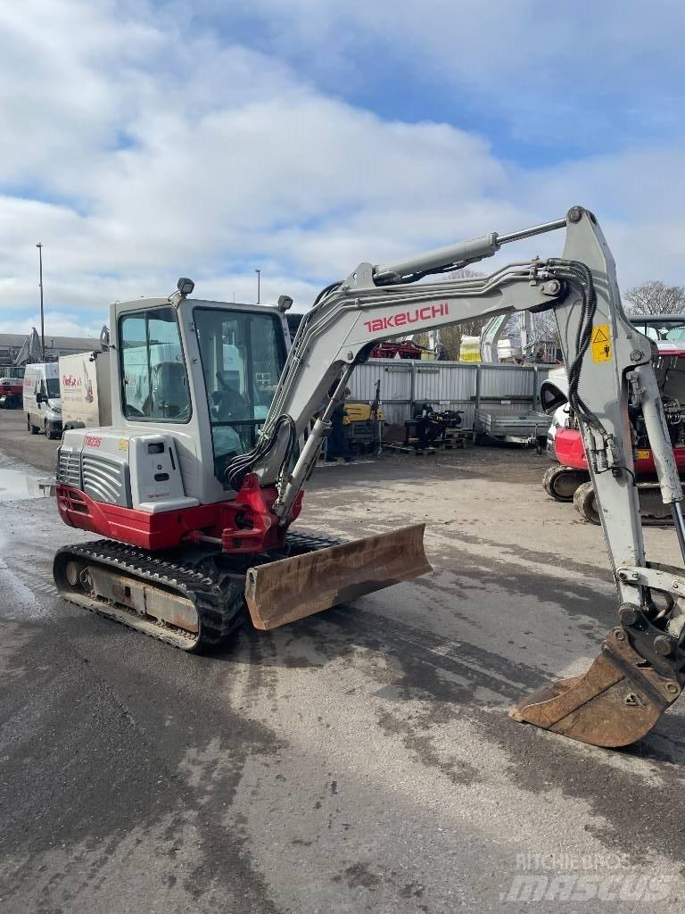 Takeuchi TB 235 Mini rýpadla < 7t