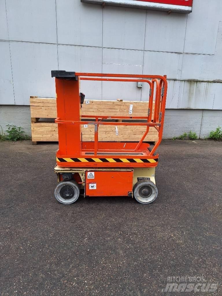 JLG 1230 ES Nůžková zvedací plošina