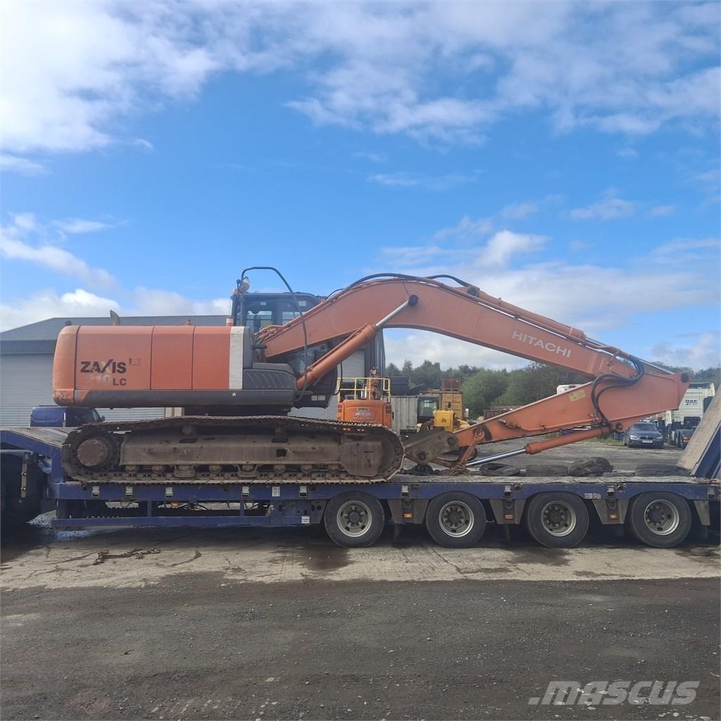 Hitachi ZX 210 LC-3 Pásová rýpadla
