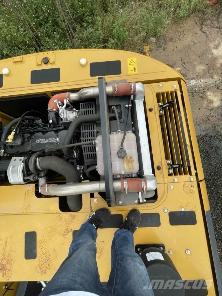 XCMG XE 200 DA Pásová rýpadla