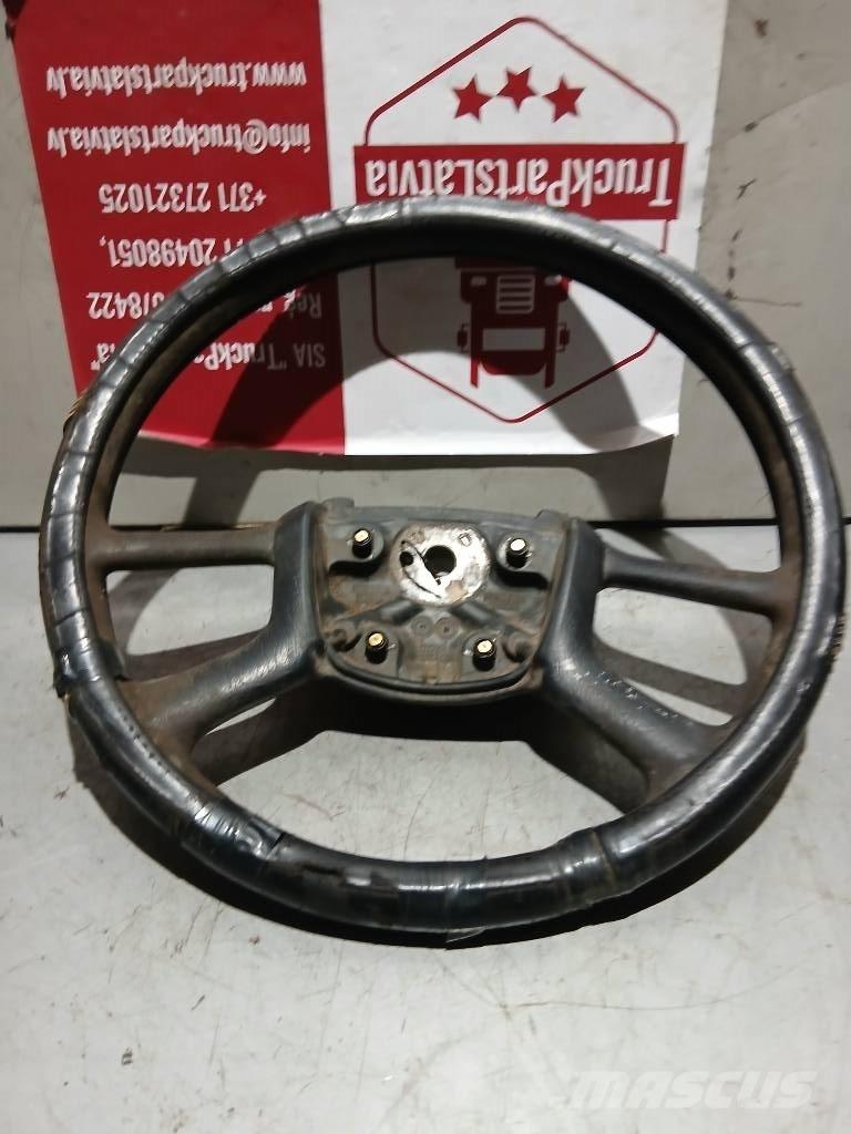 Scania R 440   1327026 Kabiny a interiér