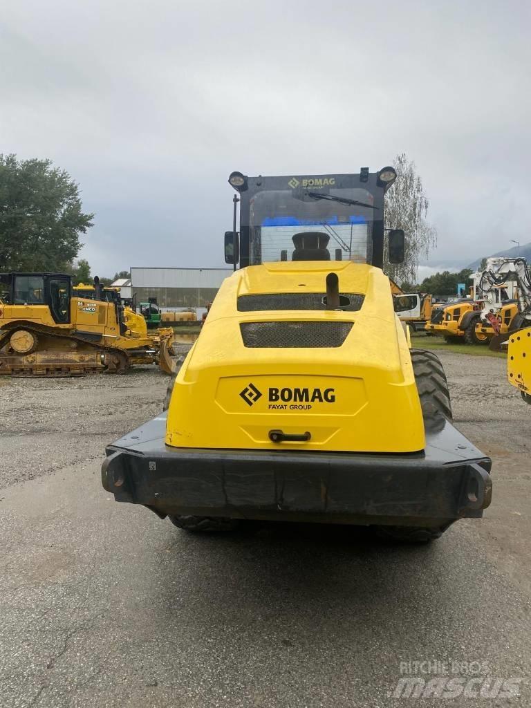 Bomag BW 219 D 5 Půdní kompaktory