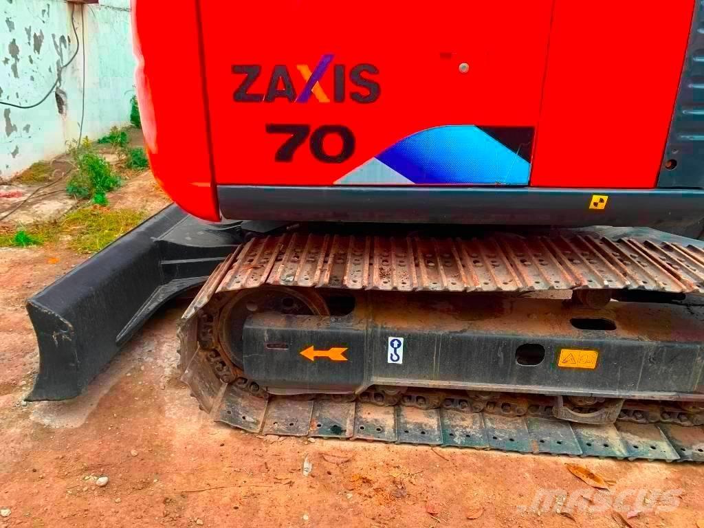 Hitachi Zaxis 70 Pásová rýpadla