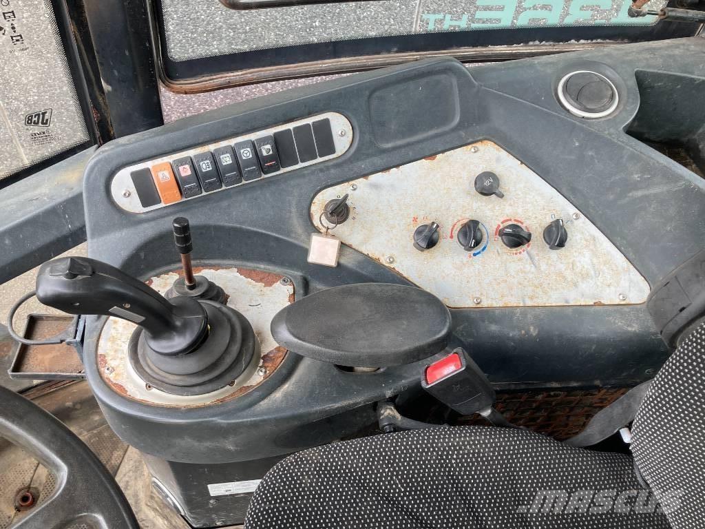 JCB 436 Kolové nakladače