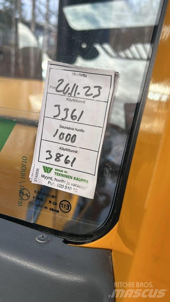Wille 465 Kompaktní traktory