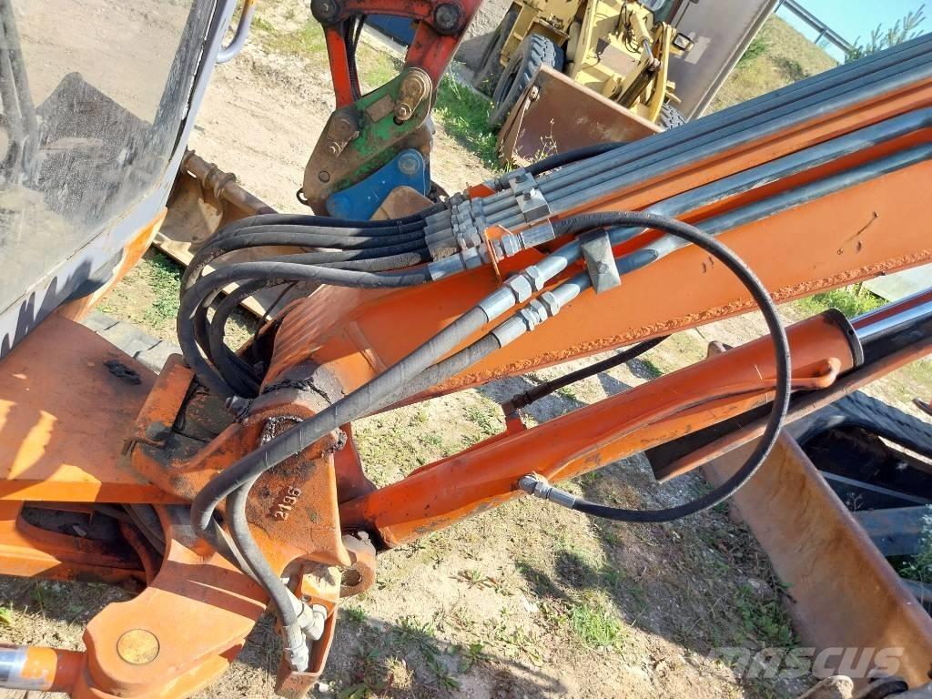Hitachi EX 30-2 Mini rýpadla < 7t