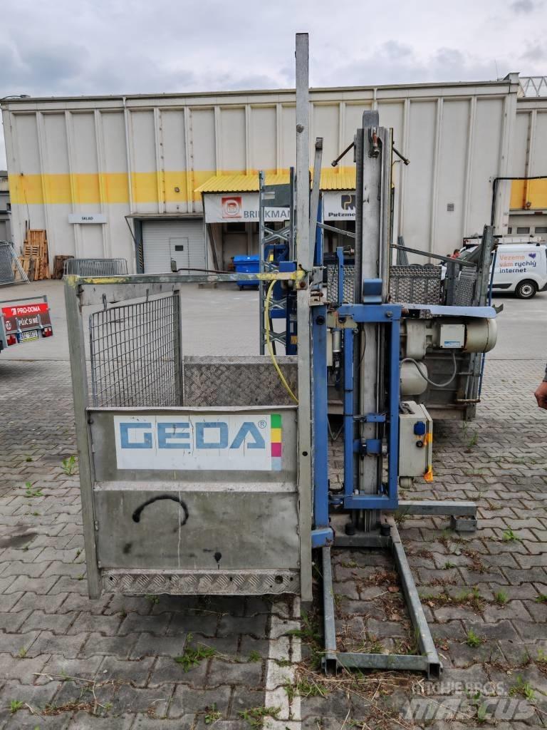 GEDA 300 Z Manipulace s materiálem – ostatní