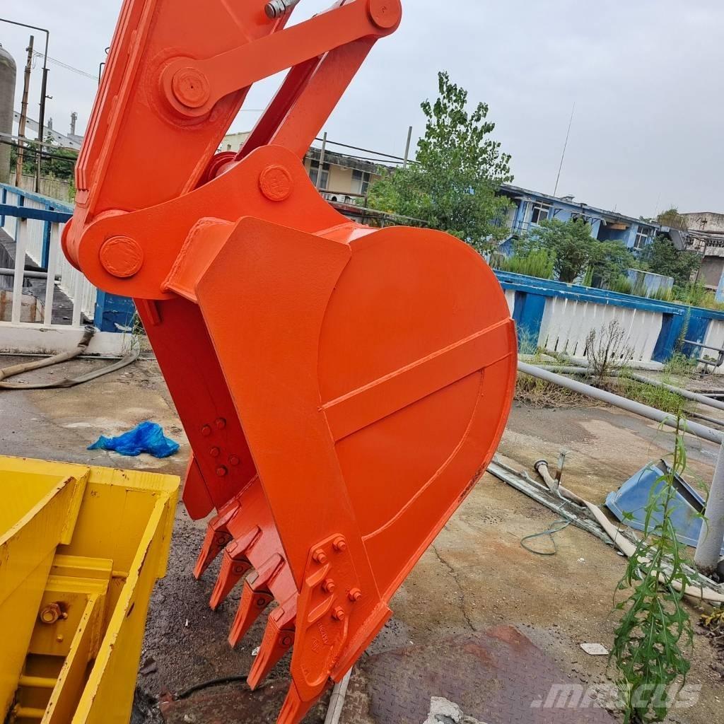 Doosan DX225LC-9C Pásová rýpadla