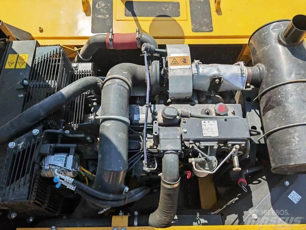 Komatsu PC 350 Pásová rýpadla