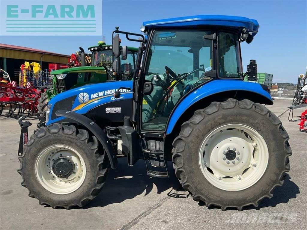 New Holland TD5.85 Traktory