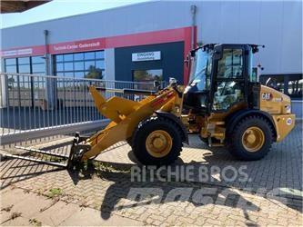 CAT 908 HL Kolové nakladače