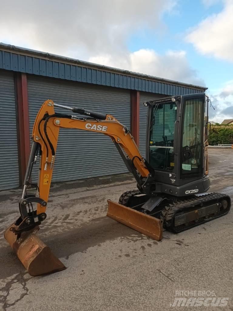 CASE CX 25 D Mini rýpadla < 7t