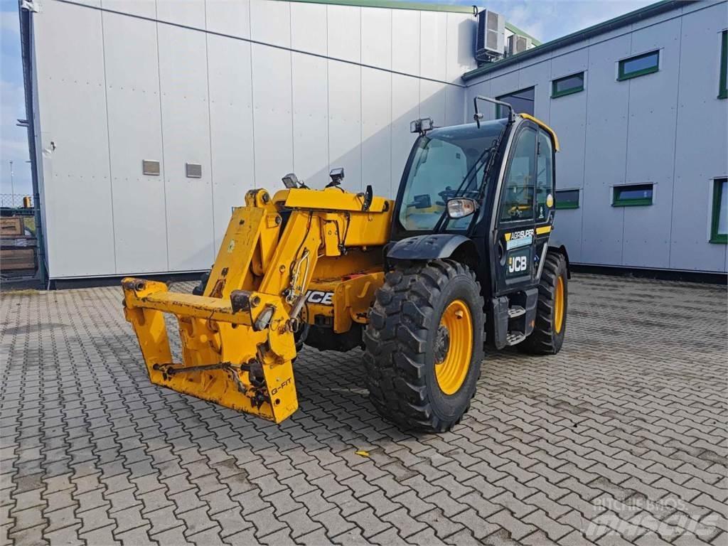 JCB 542-70 Teleskopické nakladače pro zemědělství