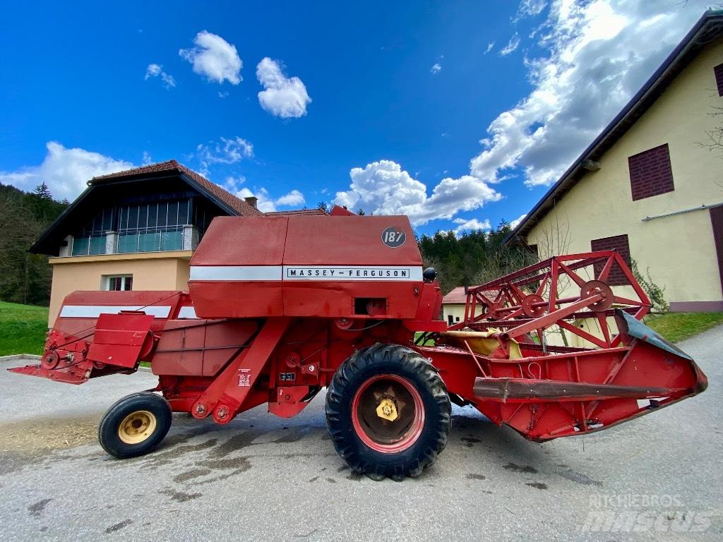 Massey Ferguson 187 Sklízecí mlátičky