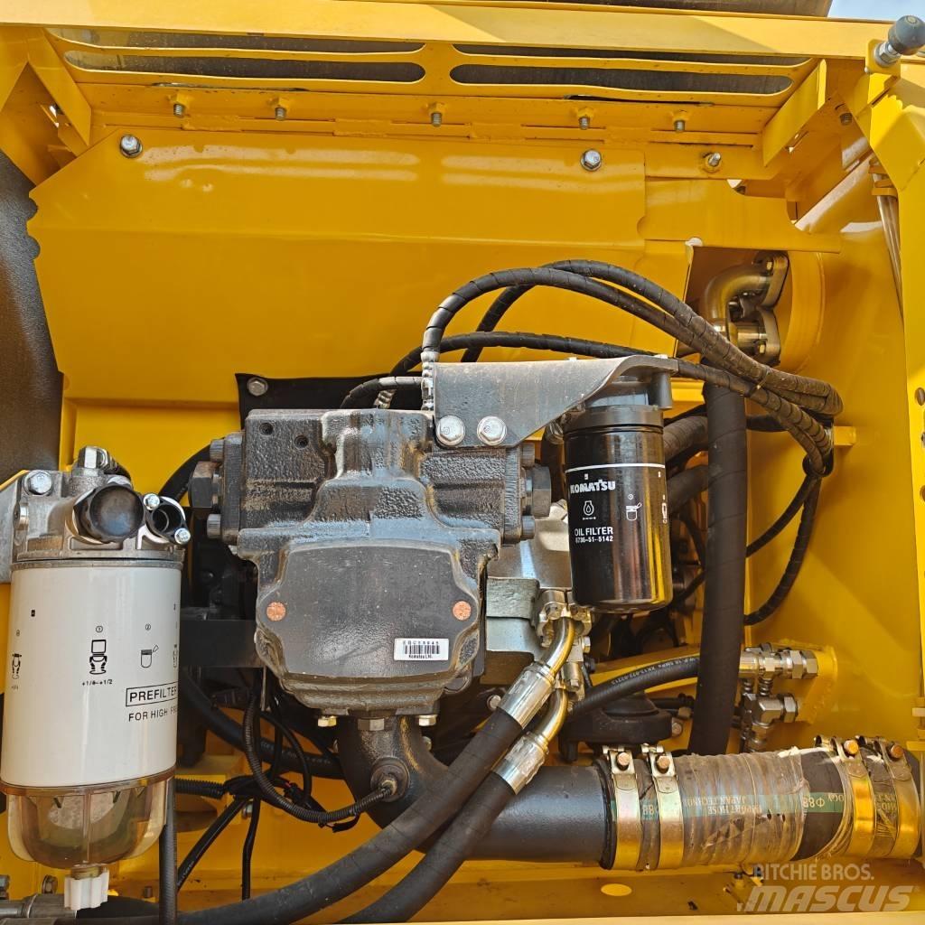 Komatsu 200-8N1 Pásová rýpadla