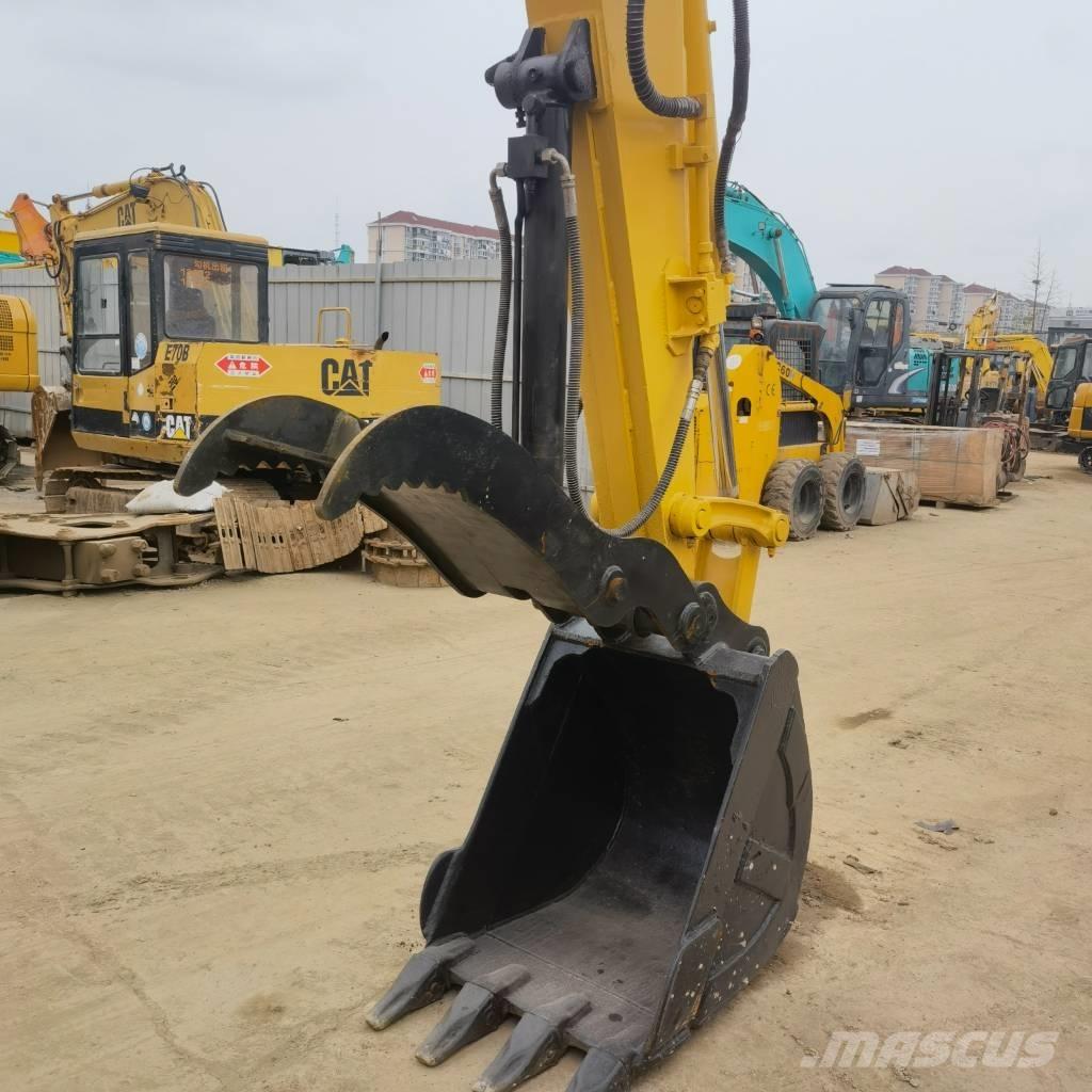 Komatsu PC78US Midi rýpadla 7t - 12t
