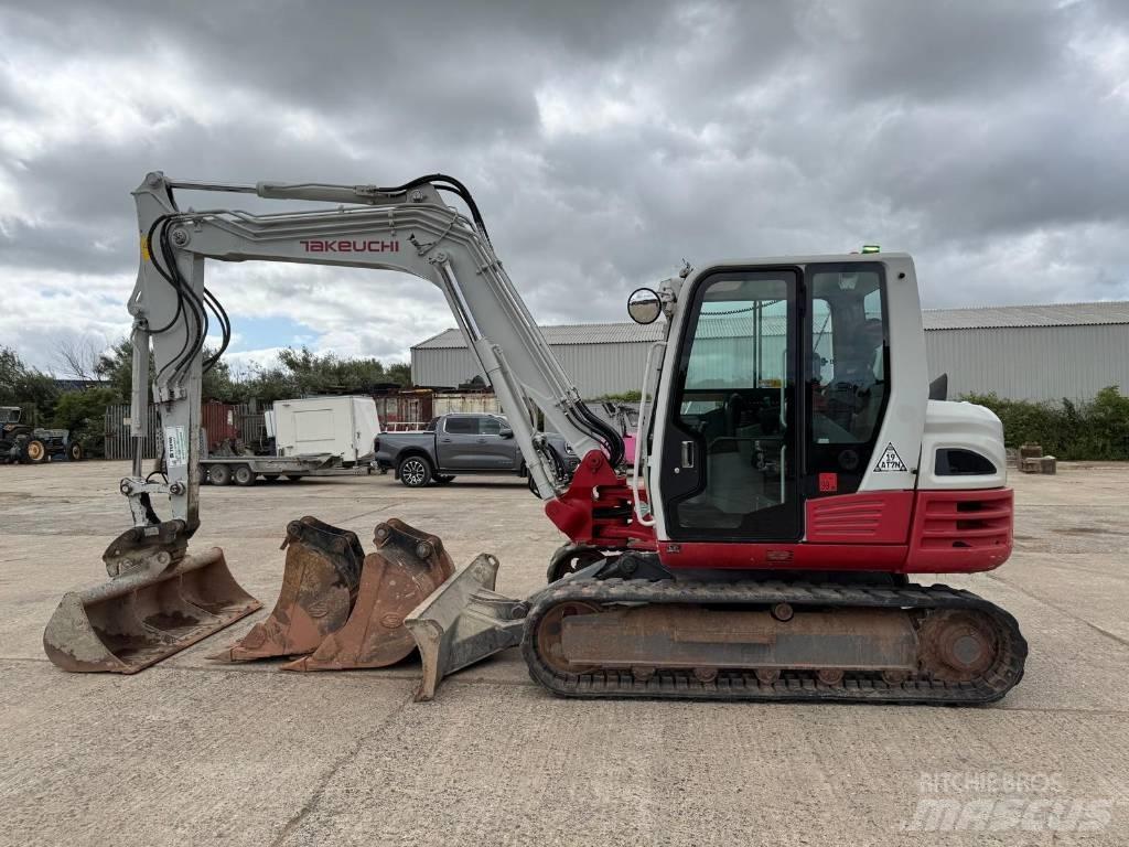 Takeuchi TB 290 Midi rýpadla 7t - 12t