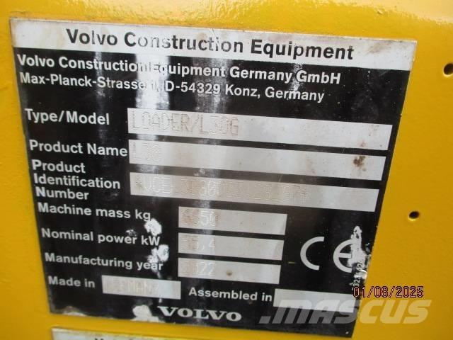 Volvo L 30 Kolové nakladače