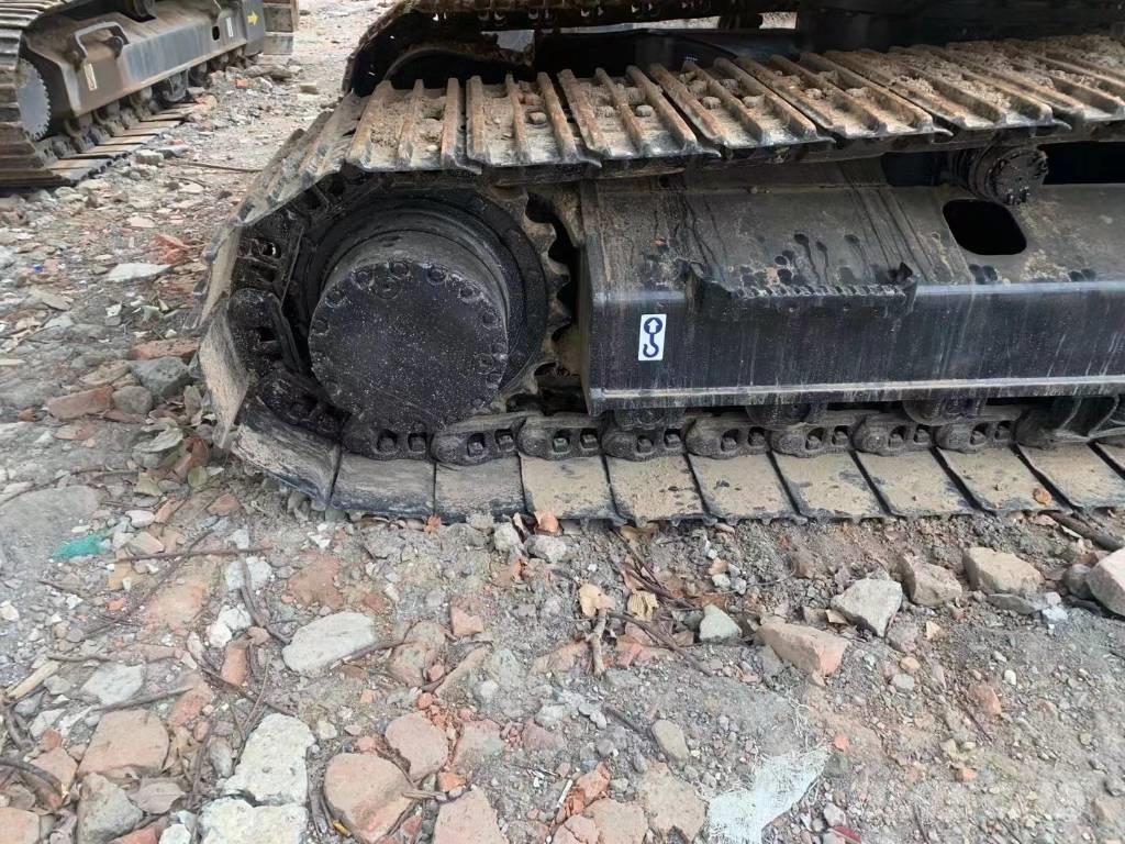 CAT 318dl Pásová rýpadla