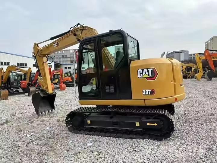 CAT 307 Pásová rýpadla