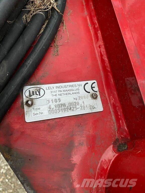 Lely 1250 Obraceče a shrabovače sena