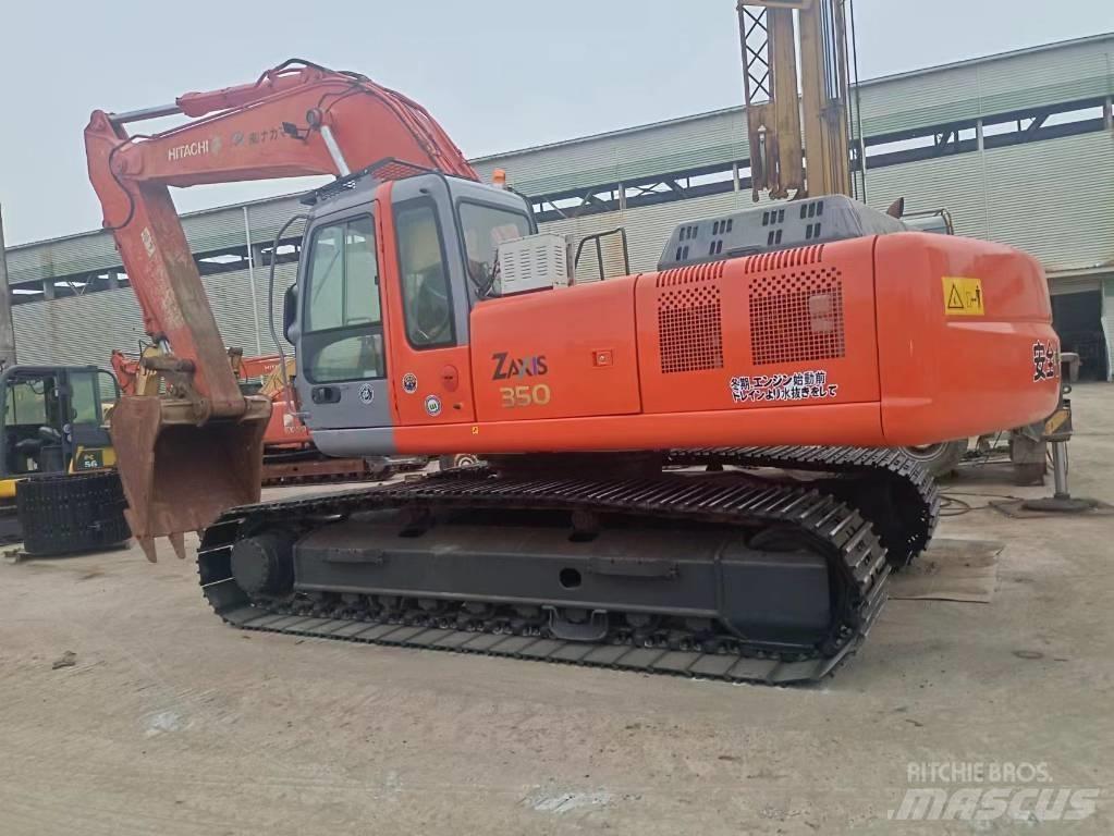 Hitachi ZX 350 Pásová rýpadla
