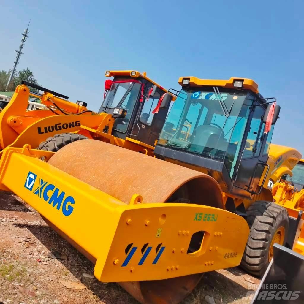 XCMG XS263J Tahačové válce
