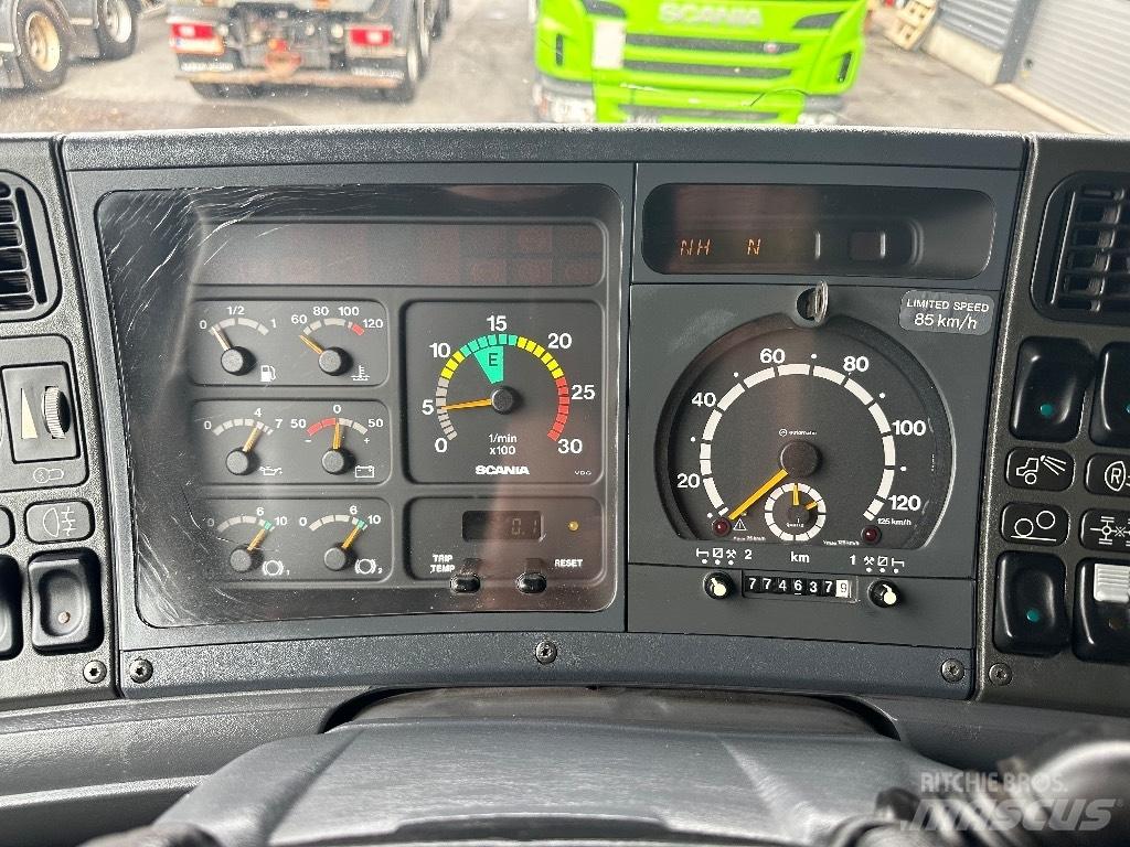 Scania R144 530 6X4 Sklápěče