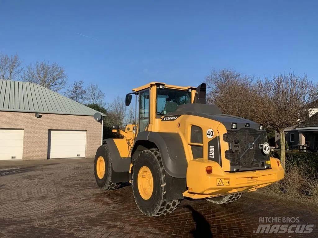 Volvo L120 H Kolové nakladače