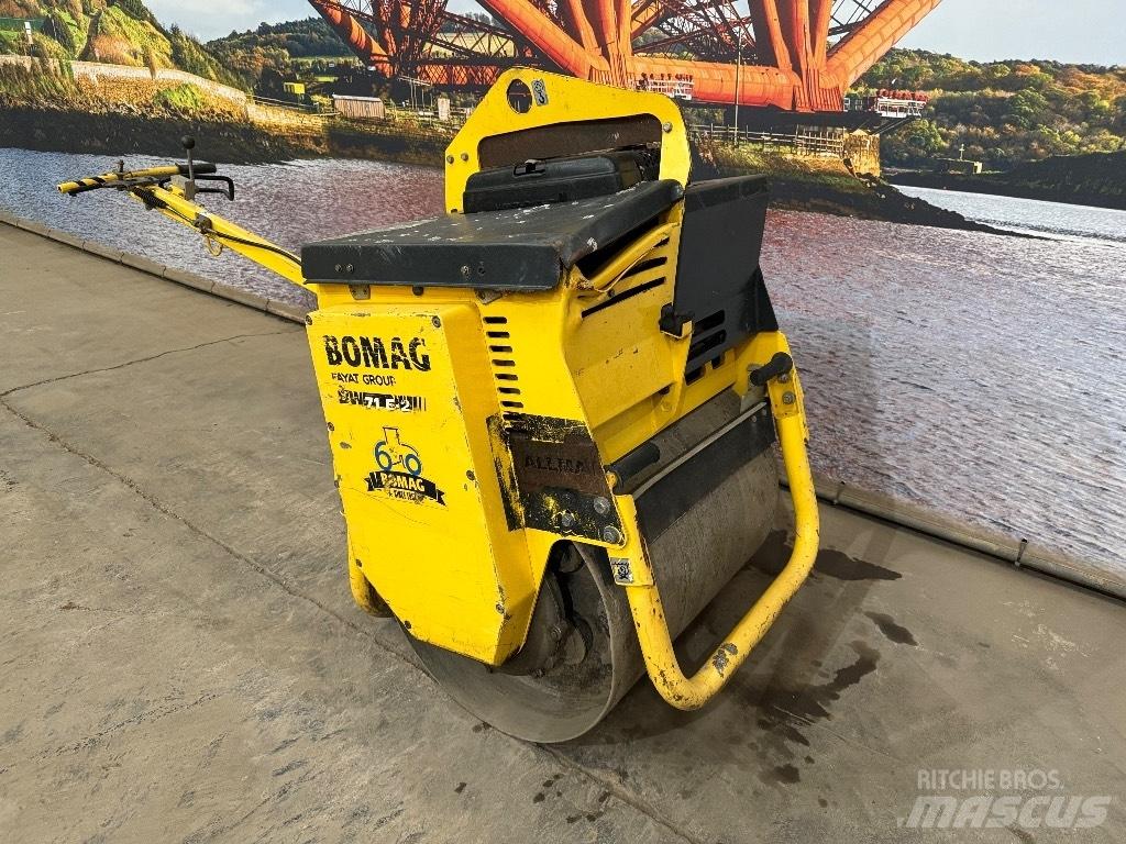 Bomag BW 71 E-2 Tahačové válce