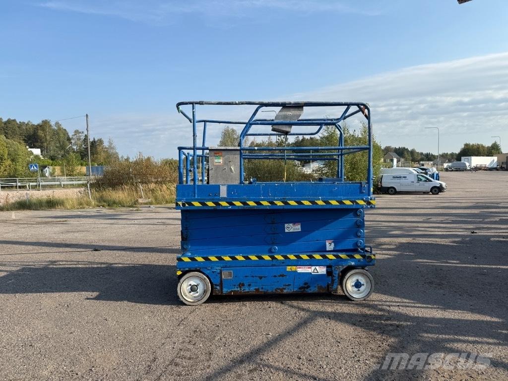 UpRight X32N Nůžková zvedací plošina