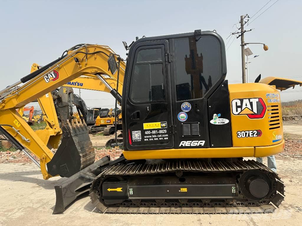 CAT 307E2 Midi rýpadla 7t - 12t