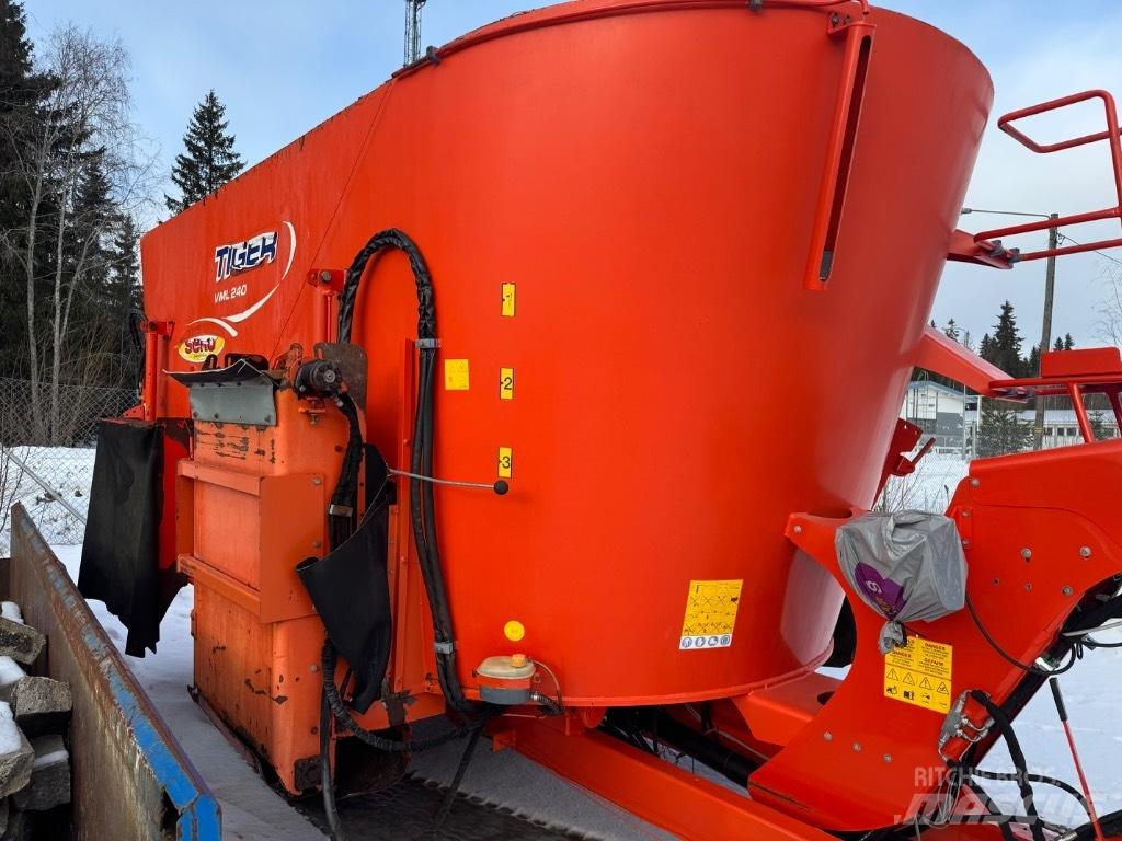 Seko Tiger 240 Krmítka, krmné žlaby