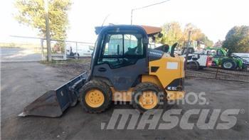 Volvo MC 115 C Smykem řízené nakladače