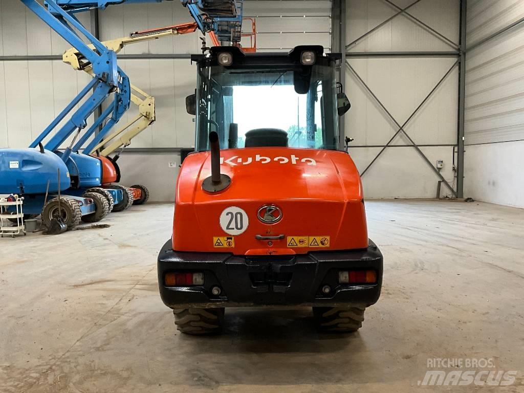 Kubota R 065 Kolové nakladače