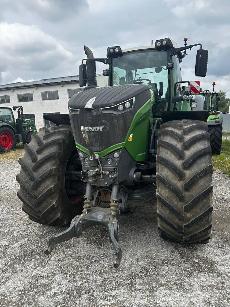 Fendt 1042 Rüfa Traktory